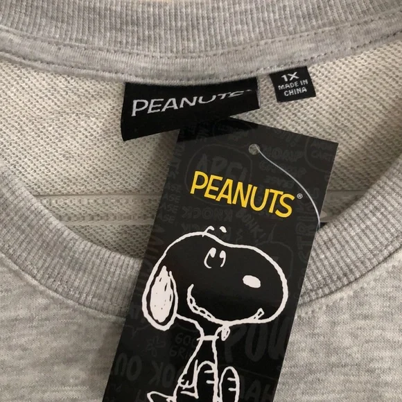 Peanuts SNOOPY Gray Crewneck St. Patrick’s Day Sweatshirt SIZE 1X - Picture 3 of 9